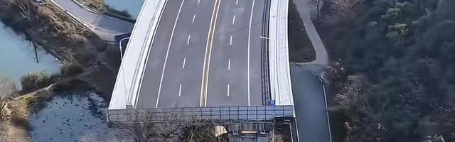 世界杯高清赛事直播-纵览热点｜计划投资上亿元，湖南常德一大桥停工成“断头桥”，沦为“摆设”六七年，当地：主要受政策调整所致，暂无启动计划