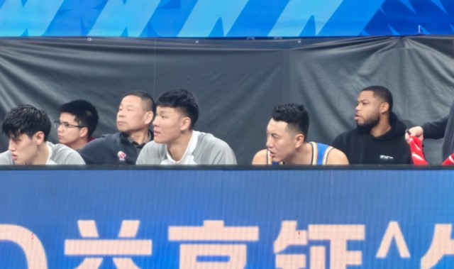 世界杯官方直播app官网入口-胜江苏发布会！许利民多次点出自我问题，曝斯佩尔曼肌肉不适！